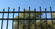 Custom Spear Top Custom Staggered Height Bella Terra Aluminum Fence