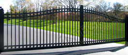 Castile Style Regal Wave Aluminum Driveway Gate